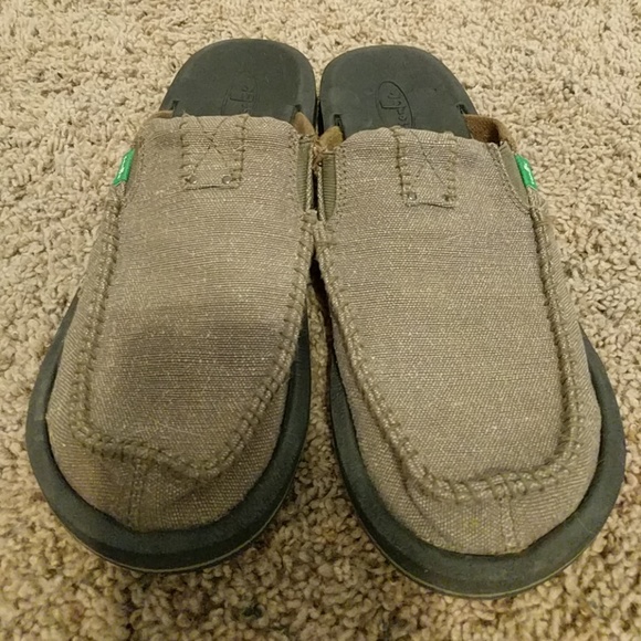 green sanuks